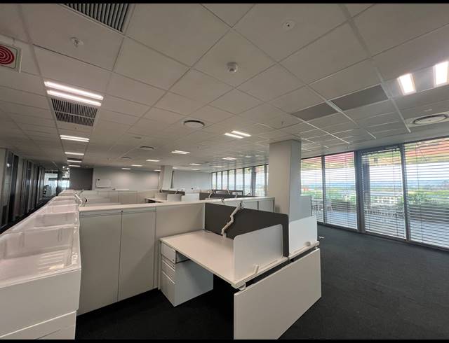 714M² OFFICE TO LET IN SANDTON CENTRAL
